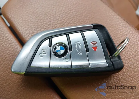 2018 BMW 540I xDrive z USA, uszkodzony, nr VIN WBAJE7C53JWC54967